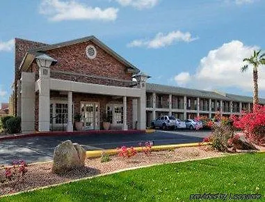 Howard Johnson By Wyndham Old Town Scottsdale